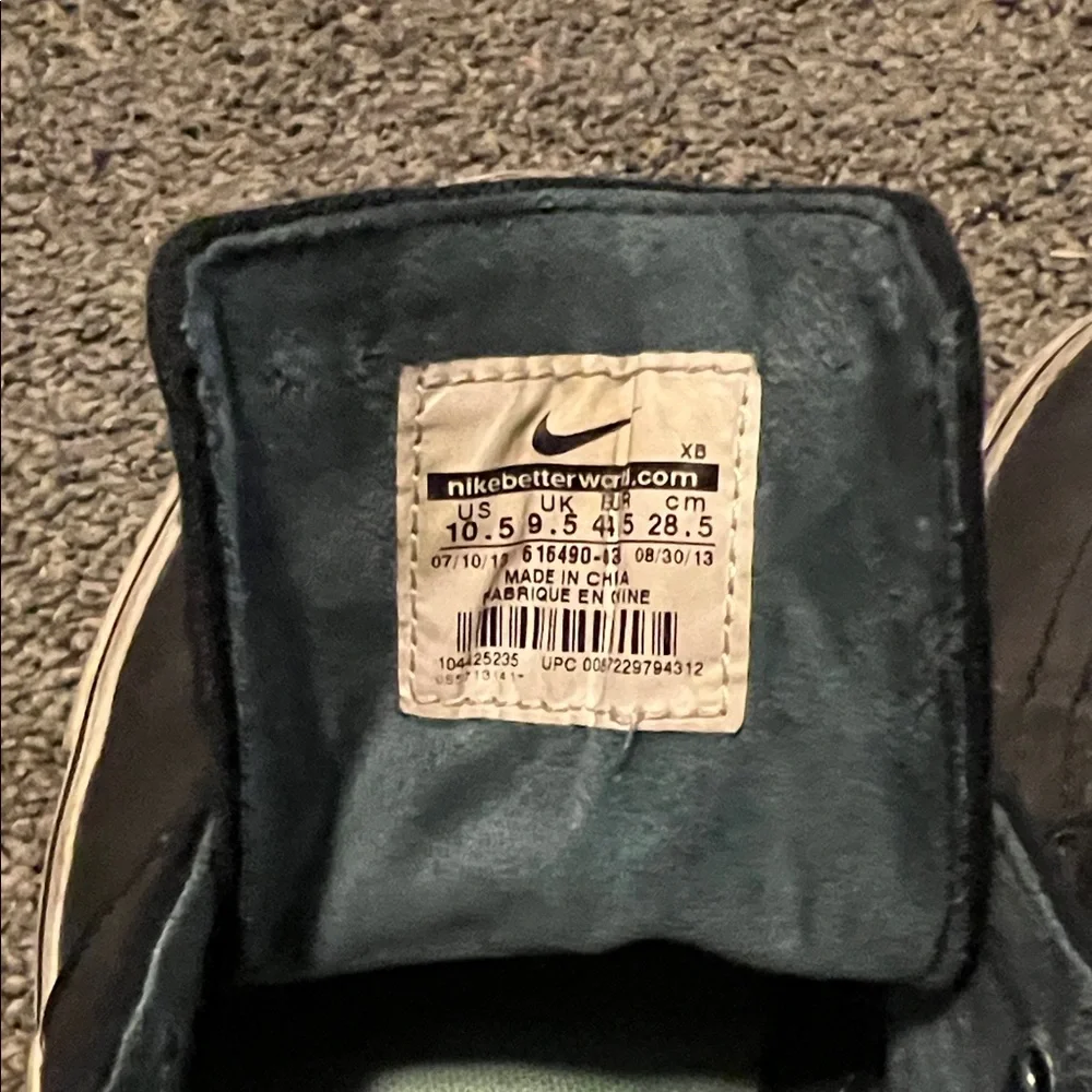 Nike Stefan Janoski Black and Teal Men's Sneakers - Picture 6 of 7